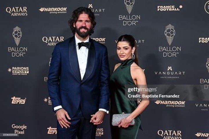 Alisson Becker Wife: Meet Natália Loewe