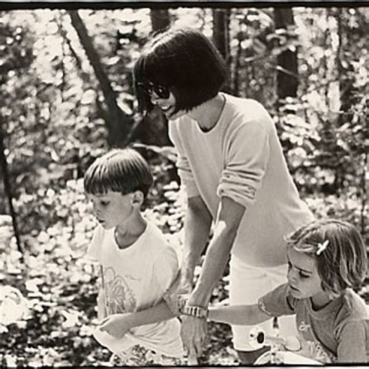 Anna Wintour Children: Meet Bee Schaffer and Charles Shaffer