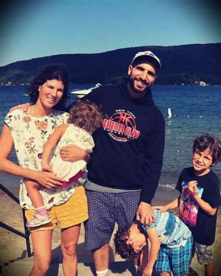 Ariel Helwani Parents: Who is Ariel Halwani’s mom and dad?
