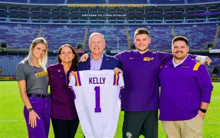 Brian Kelly Bio, Age, Parents, Wife, Children, Net Worth