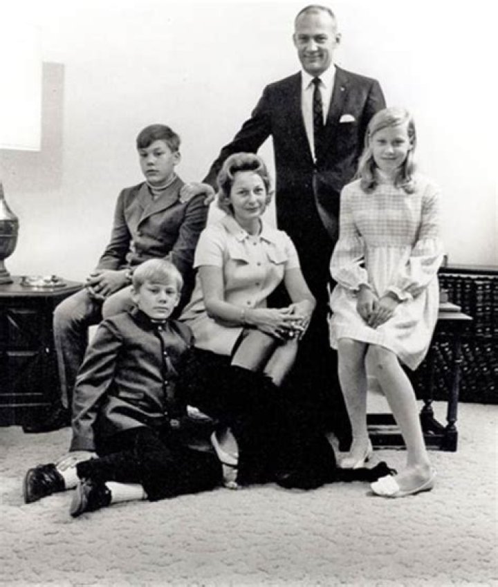 Buzz Aldrin Parents: Who Are Buzz Aldrin Parents?