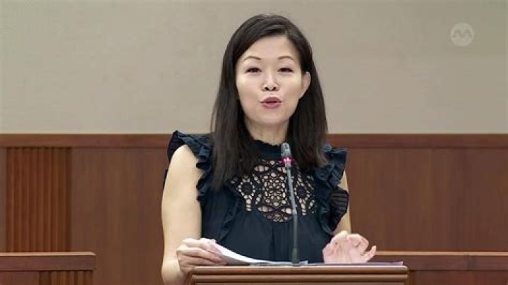 Cheng Li Hui Bio, Age, Parents, Husband, Childen, Net Worth