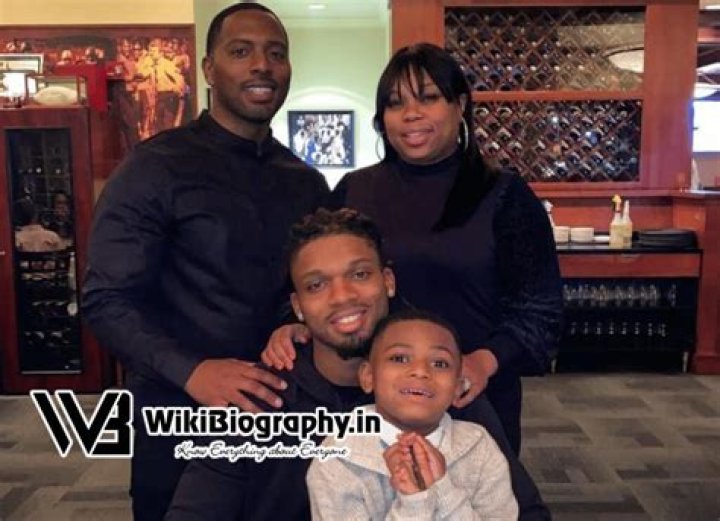 Damar Hamlin Bio, Age, Height, Career, Wife, Children, Net Worth
