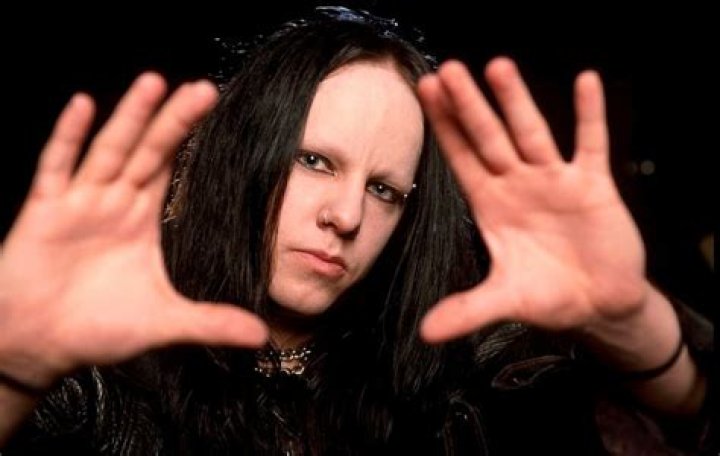 Discover How Joey Jordison Died and Where He Was Buried