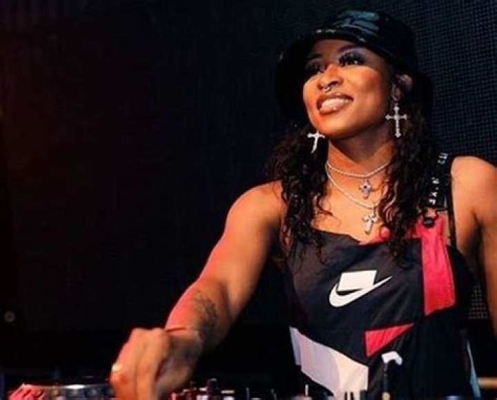 DJ Zinhle Net Worth, Age, Height