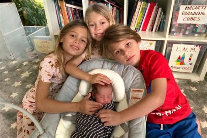 Does Enrique Tarrio have children?