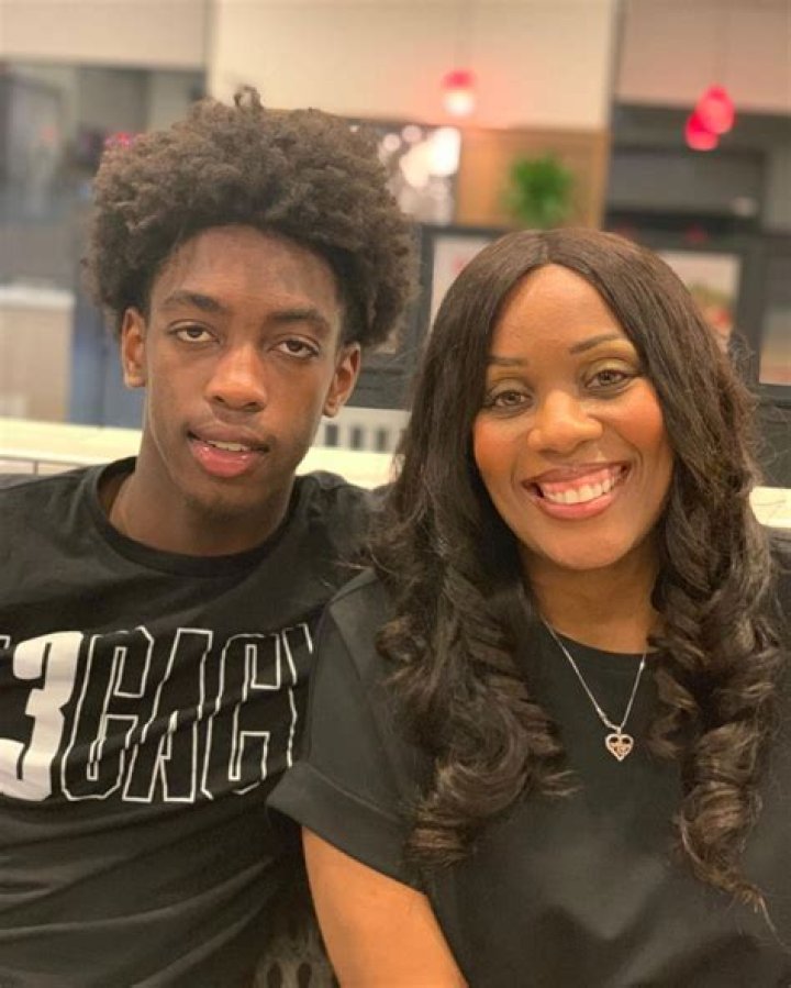 Dwyane Wade Ex-Wife: Meet Siohvaughn Funches