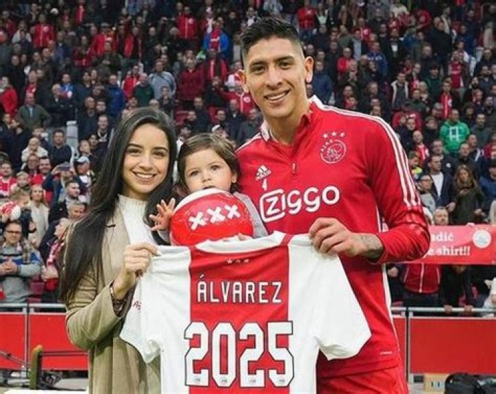 Edson Alvarez Bio, Parents, Wife, Children, Siblings, Net Worth