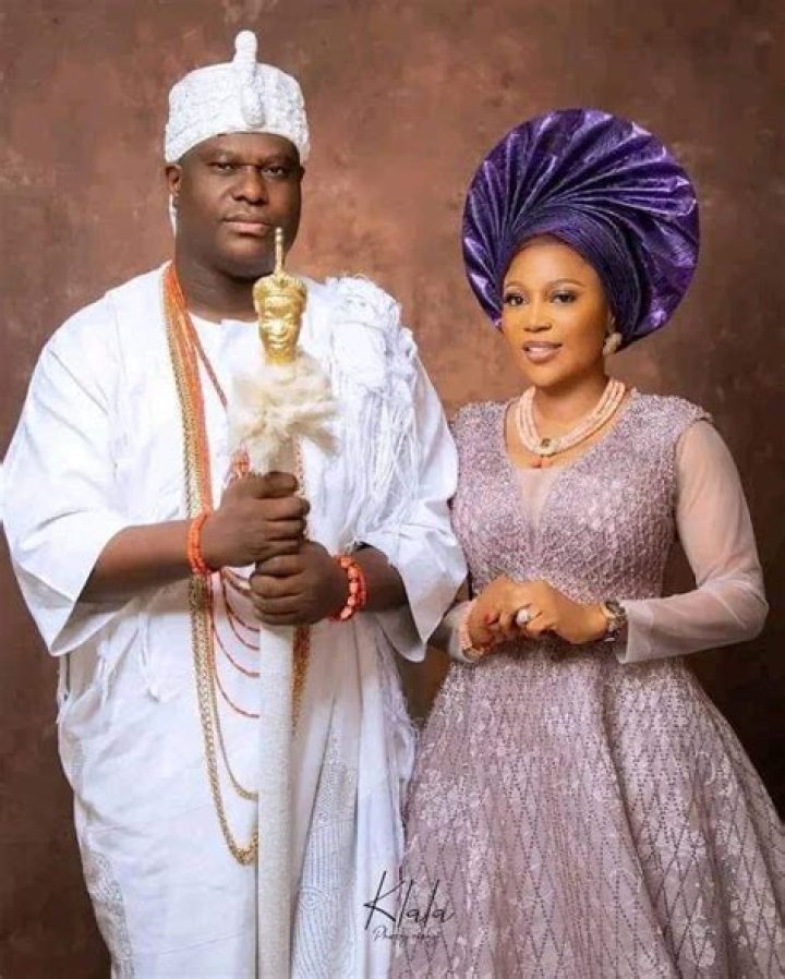 Full Gist Of How Blogger Stella Dimoko Korkus Allegedly Cheated On Her White Husband Over His Small “German Gbola”