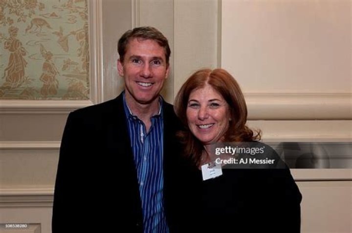 Gary Bettman Wife: Meet Shelli Bettman