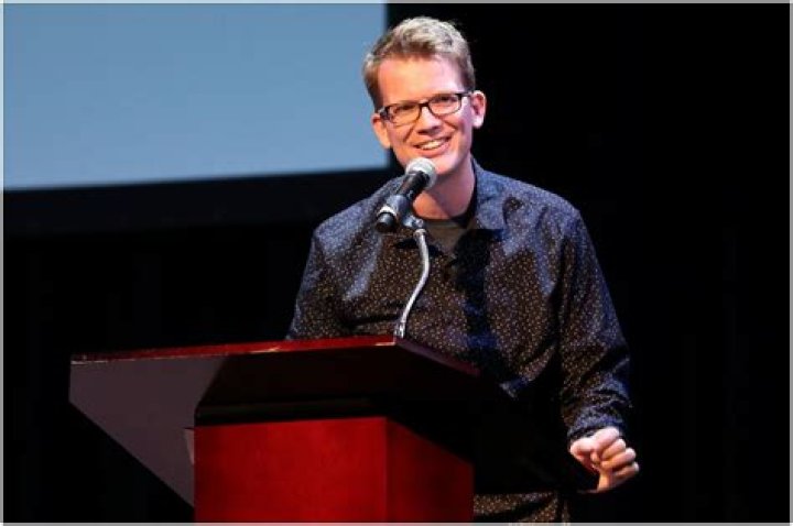 Hank Green Net Worth: How Much Is Hank Green Worth?