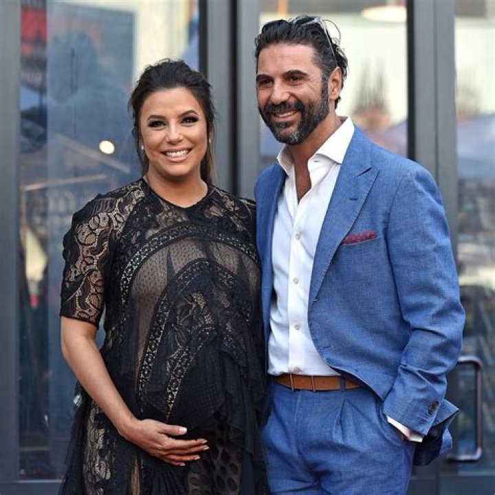 How many husbands has Eva Longoria had?