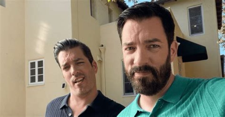 How much is Jonathan and Drew Scott’s net worth today