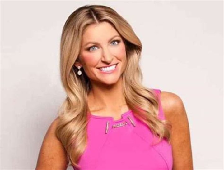 How old is Mckinzie Roth age? Biography, Net Worth & more, Brief Intro 