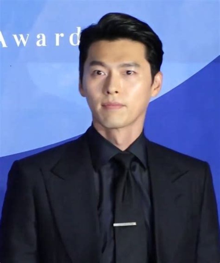 Hyun Bin Biography, Age, Height, Net worth, Career, Wife