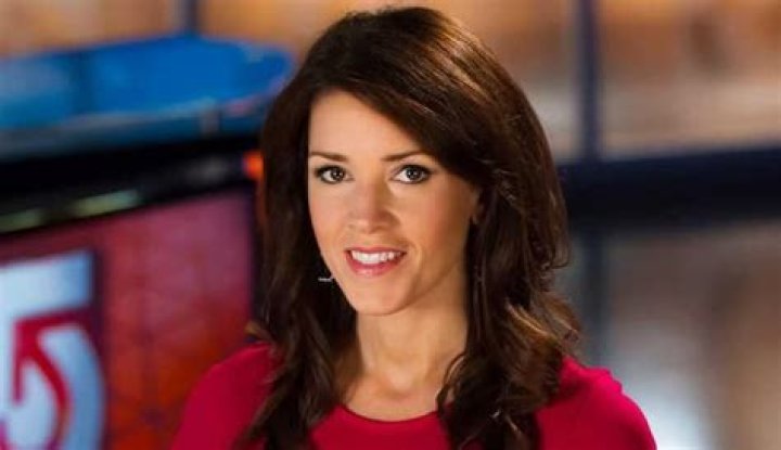 Inside The Life of Emily Riemer: Biography, Net Worth & more, Brief Intro