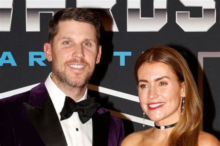 Is Denny Hamlin Married? Denny Hamlin Age, Early Life, and More