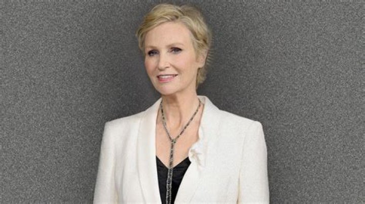 Is Jane Lynch related to Alec Baldwin? All You Need To Know