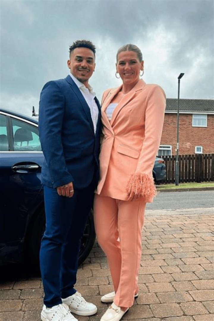 Is Millie Bright married to Levi Crew