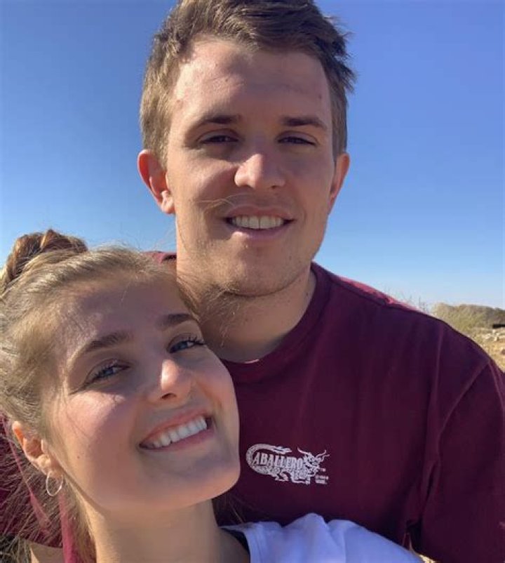 Jake Browning Bio, Age, Height, Parents, Girlfriend, Net Worth