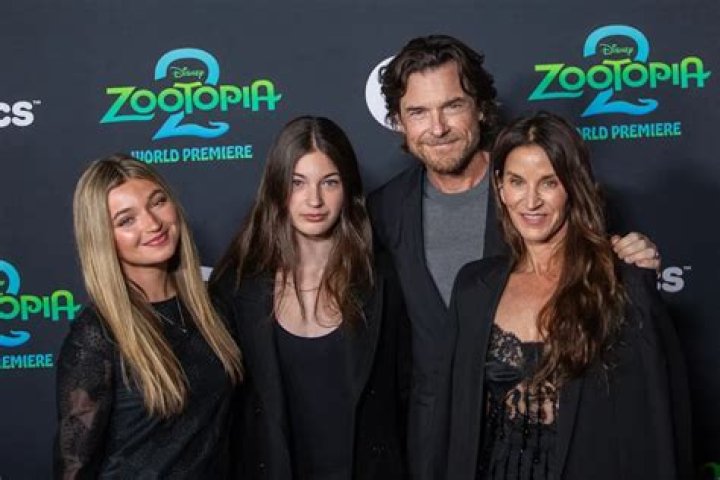Jason Bateman’s Parents: Victoria Elizabeth Batman And Kent Bateman