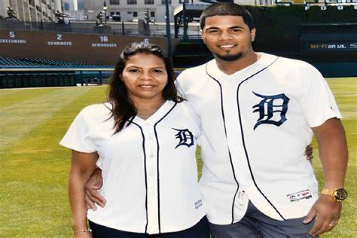 Jeimer Candelario Bio, Age, Parents, Wife, Children, Net Worth