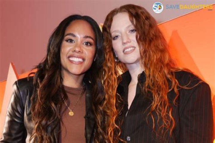 Jess Glynne Age, Height, Bio, Parents, Husband, Net worth