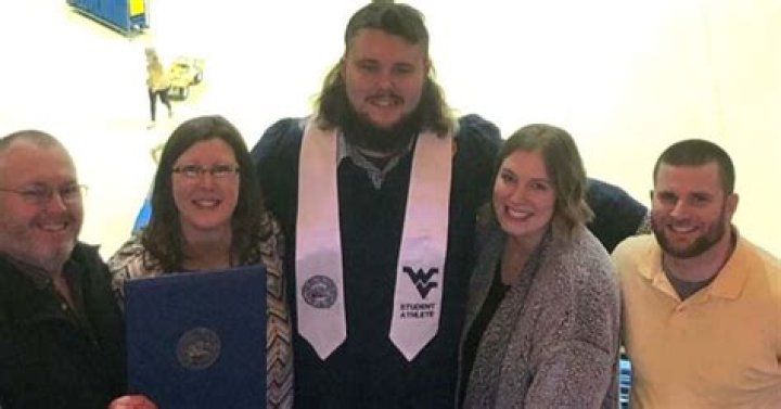 Josh Sills Bio, Parents, Wife, Children, Siblings