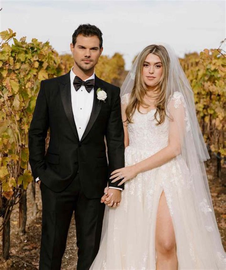 Josh Taylor Wife: Is Josh Taylor married?