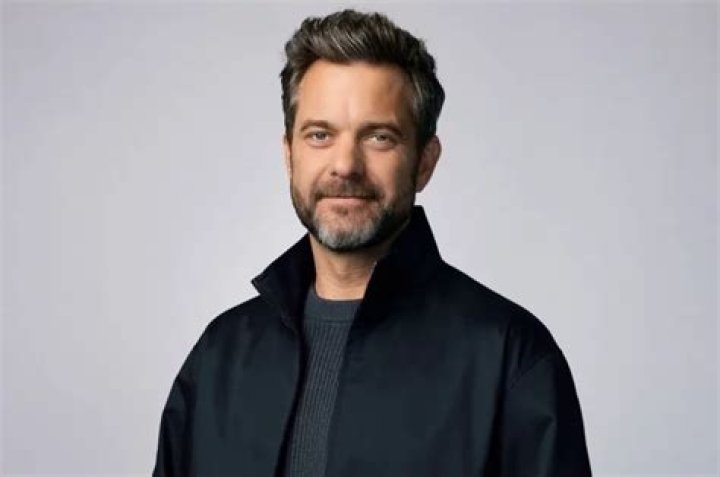Joshua Jackson Age, Bio, Parents, Wife, Children, Net Worth