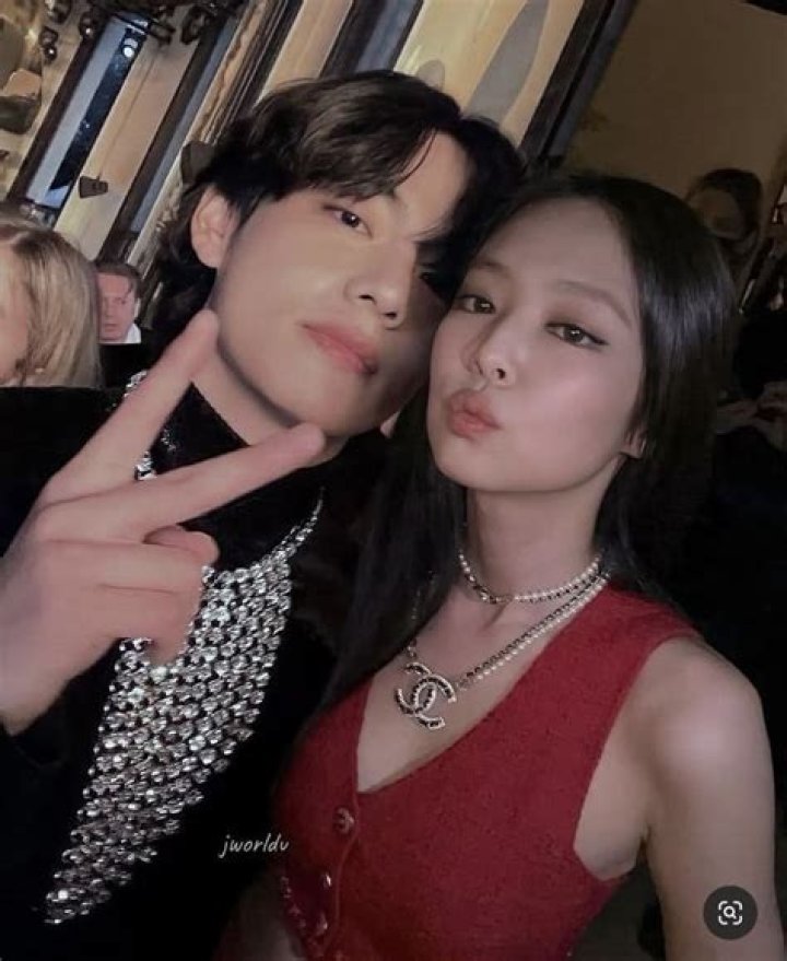 Kim Taehyung Girlfriend: Meet Jennie