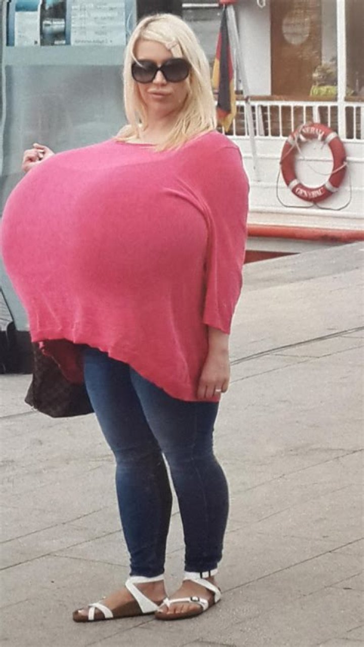 Lady With Big Melons Set Twitter Ablaze With Her Age