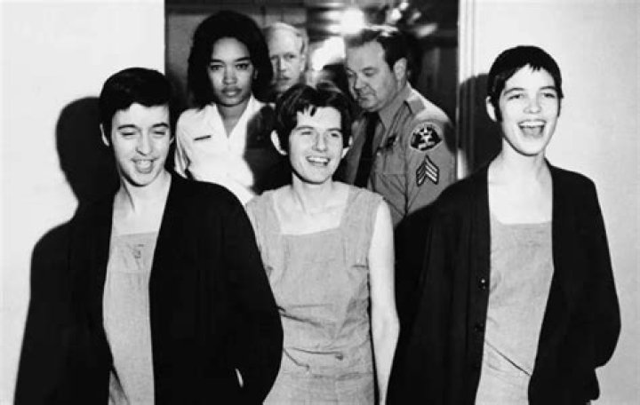 Leslie Van Houten Education