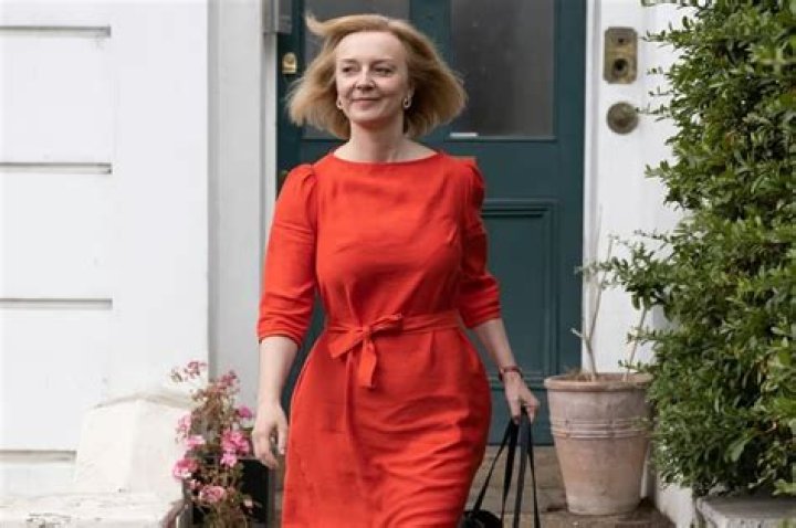 Liz Truss Bio, Age, Height, Career, Husband, Children, Net Worth