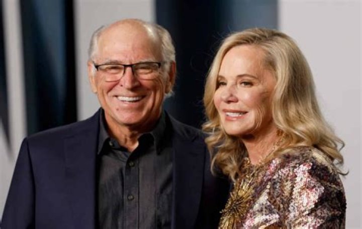 Margie Washichek (Jimmy Buffett’s ex-wife) Bio, Age, Family, and Net Worth