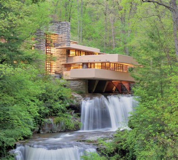 Meet Marie Du Bose & Lloyd Wright