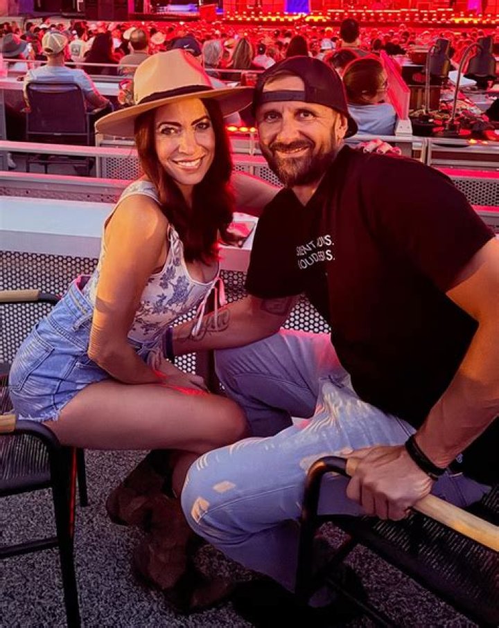 Meet Melanie Kay Neff, girlfriend of Kevin Schiele