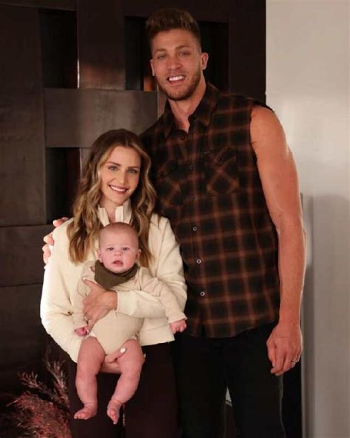 Meyers Leonard Bio, Age, Height, Career, Wife, Children, Net Worth