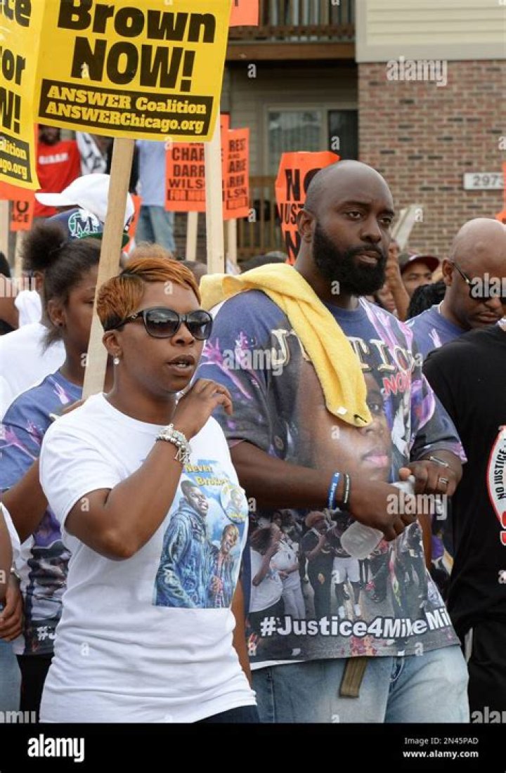 Mike Brown Parents: Meet Lesley McSpadden And Michael Brown