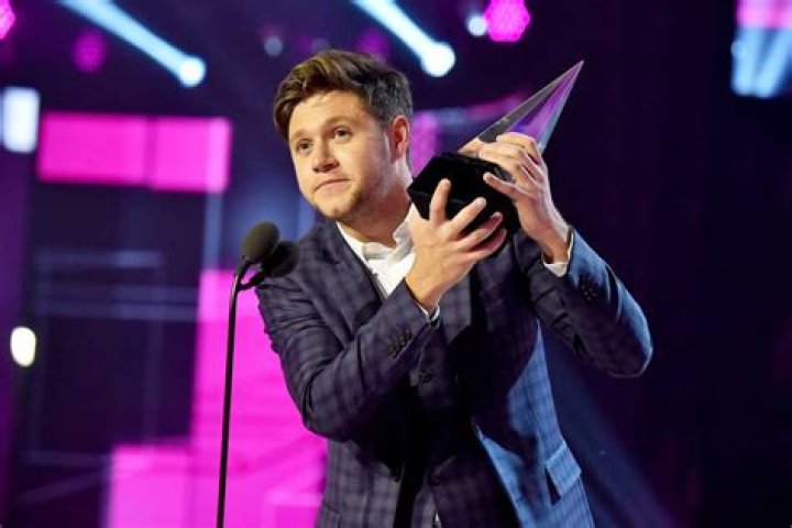 Niall Horan Net Worth: How Much Is Niall Horan Worth?