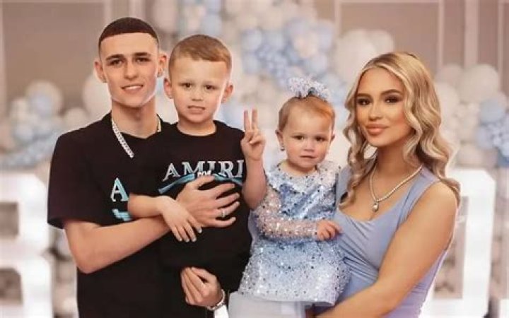 Phil Foden Bio, Age, Height, Wife, Parents, Children