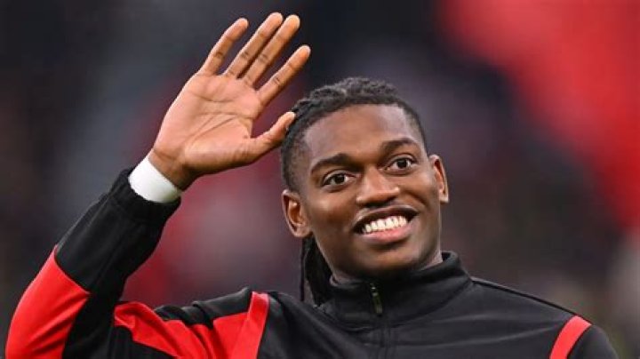 Rafael Leao Bio, Age, Girlfriend, Parents, Net Worth
