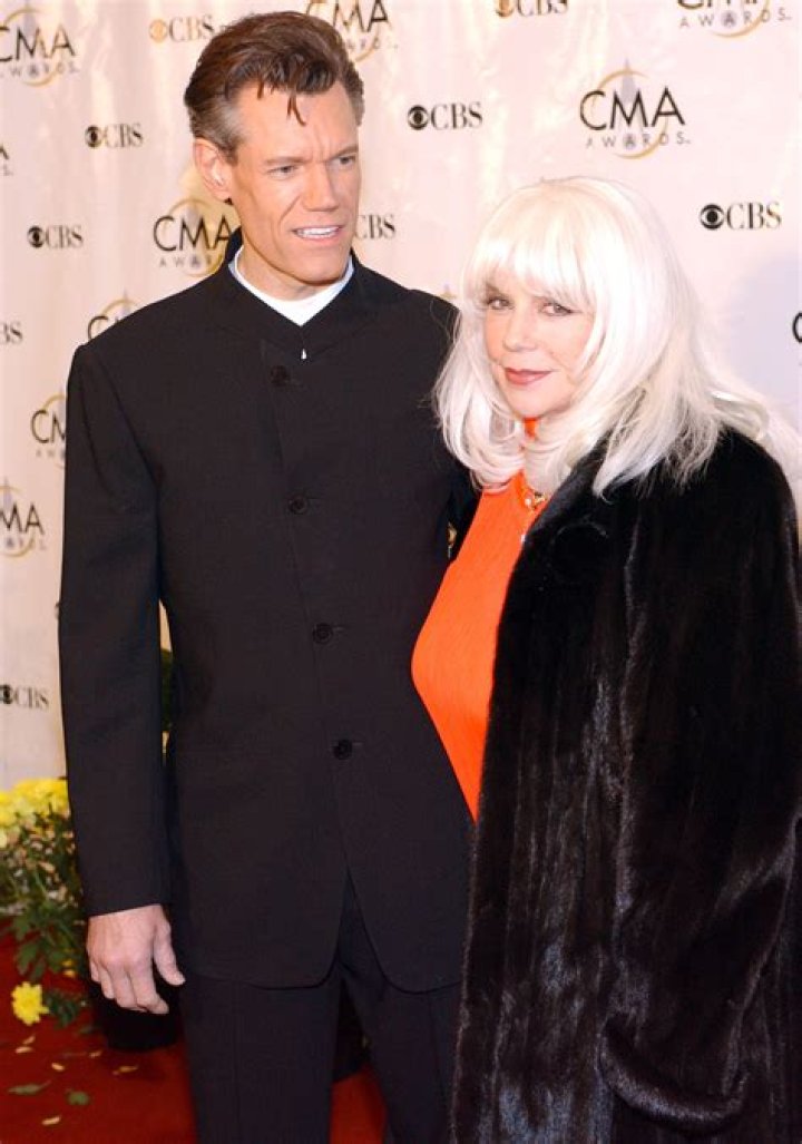 Randy Travis Ex-Wife: Who Is Elizabeth Hatcher-Travis?