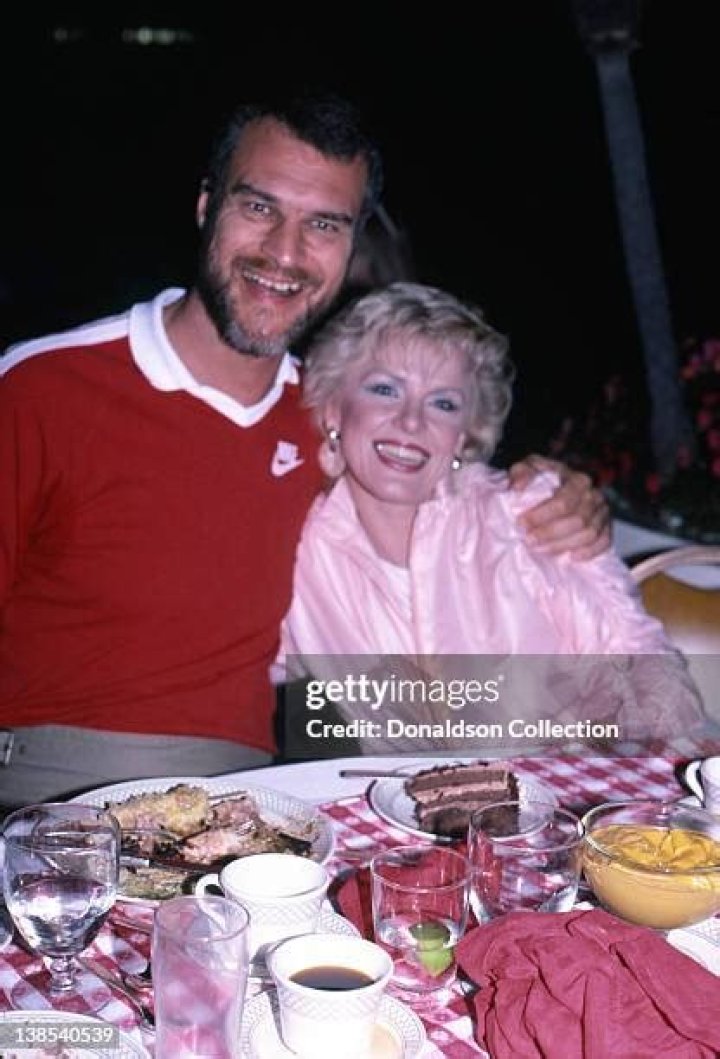 Richard Moll Ex-Wives: Laura Class And Susan Brown