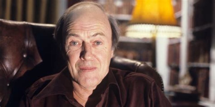 Roald Dahl Net Worth, Age, Height
