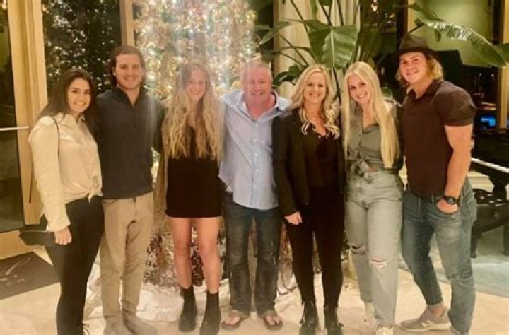 Ron Sexton Bio, Parents, Wife, Children, Siblings, Net Worth