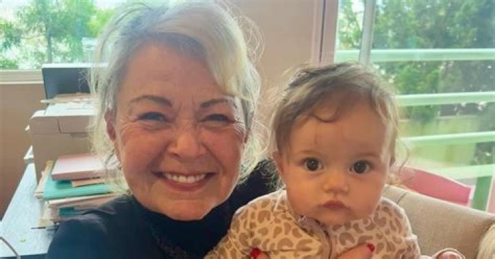 Roseanne Barr Bio, Parents, Husband, Children, Siblings, Net Worth