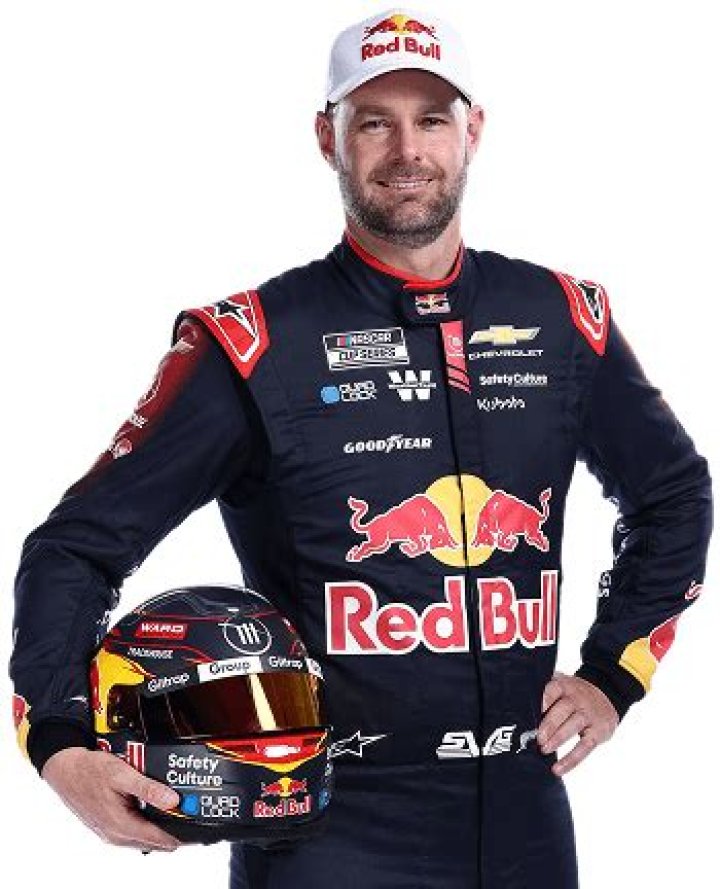 Shane van Gisbergen Bio, Age, Height, Career, Wife, Children, Net Worth