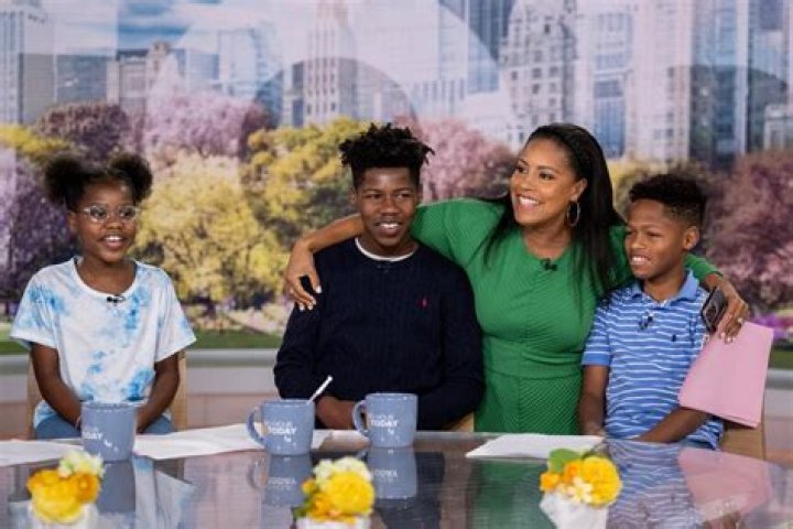 Sheinelle Jones Bio, Age, Parents, Husband, Children