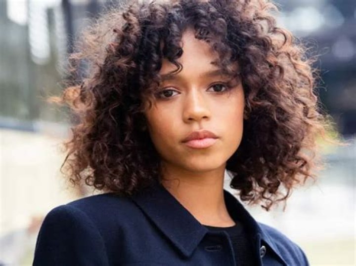 Taylor Russell Bio, Age, Parents, Husband, Children, Net Worth